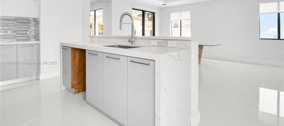 7 Schlafzimmer Villa in Miami, USA, Nr. 615868 18