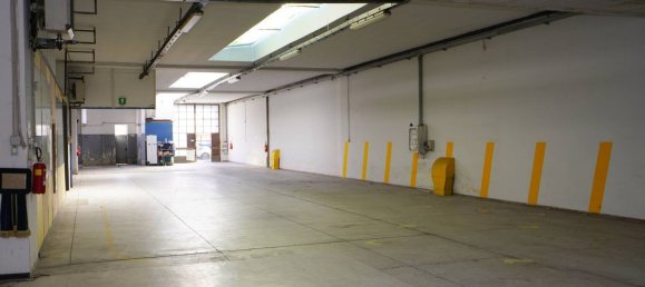 3100m² Warehouse in Turin, Italy No. 219089 16