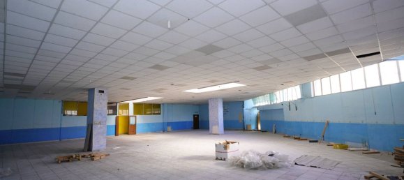 3100m² Warehouse in Turin, Italy No. 219089 10