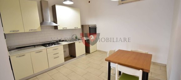 2 bedrooms Apartment in Colle di Val d'Elsa, Italy No. 163571 2