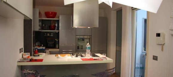 Studio in Vittoria, Italy No. 350847 5