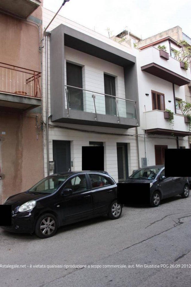 Studio in Vittoria, Italy No. 350847