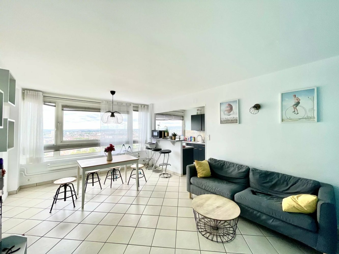 Apartamento de 4 dormitorios en Nancy, France No. 350194