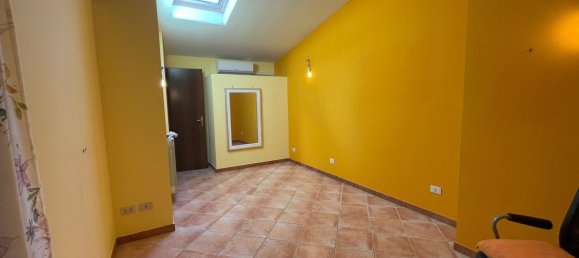2 bedrooms Apartment in Fiano Romano, Italy No. 354074 3