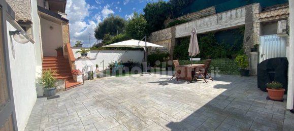 Villa de 2 dormitorios en Guidonia Montecelio, Italy No. 375258 7