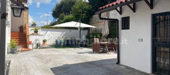 Villa de 2 dormitorios en Guidonia Montecelio, Italy No. 375258 3