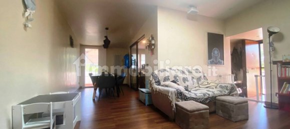 Villa de 2 dormitorios en Guidonia Montecelio, Italy No. 375258 22