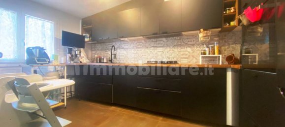 Villa de 2 dormitorios en Guidonia Montecelio, Italy No. 375258 25