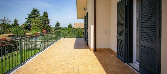 Villa de 4 habitaciónes en Labico, Italy No. 28202 29