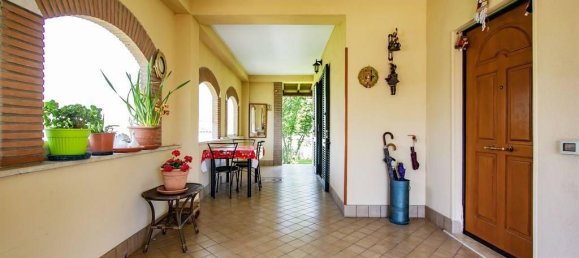 Villa de 4 habitaciónes en Labico, Italy No. 28202 20