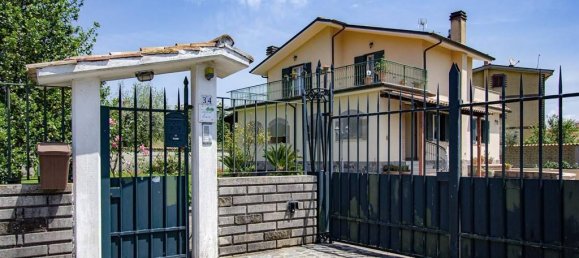 Villa de 4 habitaciónes en Labico, Italy No. 28202 13