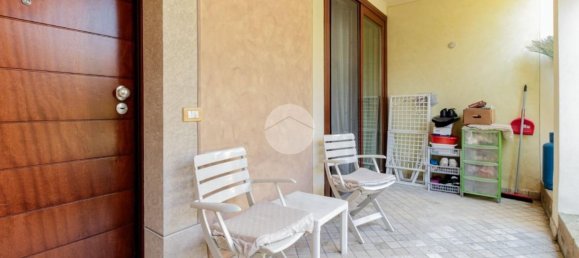 2-salle Appartement à Toscolano Maderno, Italy No. 311855 16