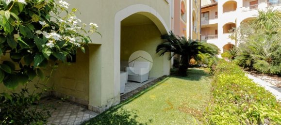 2-salle Appartement à Toscolano Maderno, Italy No. 311855 24