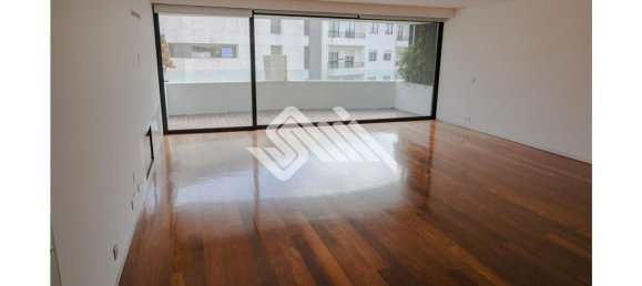 3 Schlafzimmer Wohnung in Porto, Portugal, Nr. 132201 7