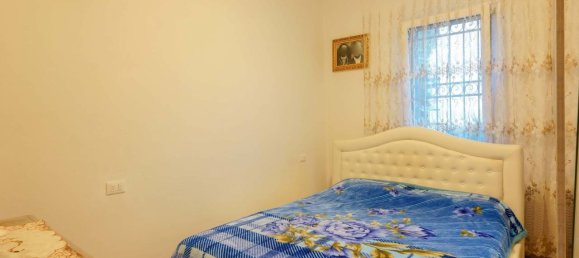 4 rooms Apartment in Bologna, Italy No. 17798 12