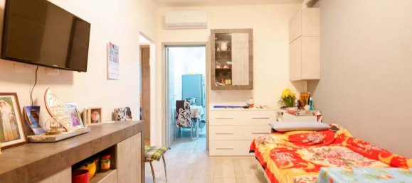 4 rooms Apartment in Bologna, Italy No. 17798 33