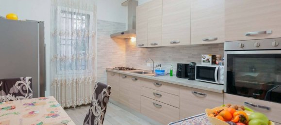 4 rooms Apartment in Bologna, Italy No. 17798 39
