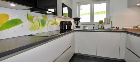 Квартира с 3 спальнями в Лёррах, Германия № 230540 3