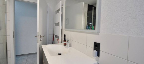 Квартира с 3 спальнями в Лёррах, Германия № 230540 14