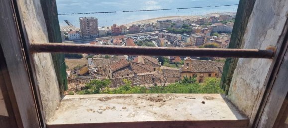 6 rooms House in Grottammare, Italy No. 103189 5