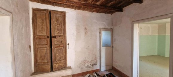 6 rooms House in Grottammare, Italy No. 103189 10