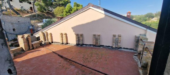 6 rooms House in Grottammare, Italy No. 103189 7