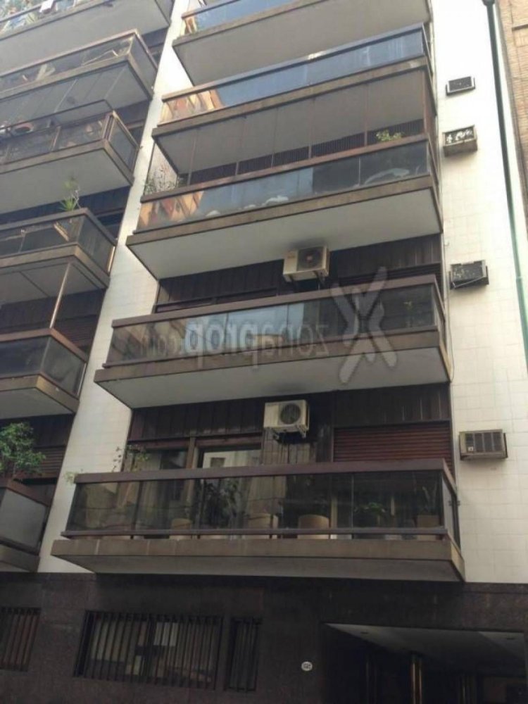 3 bedrooms Apartment in Buenos Aires, Argentina No. 70807