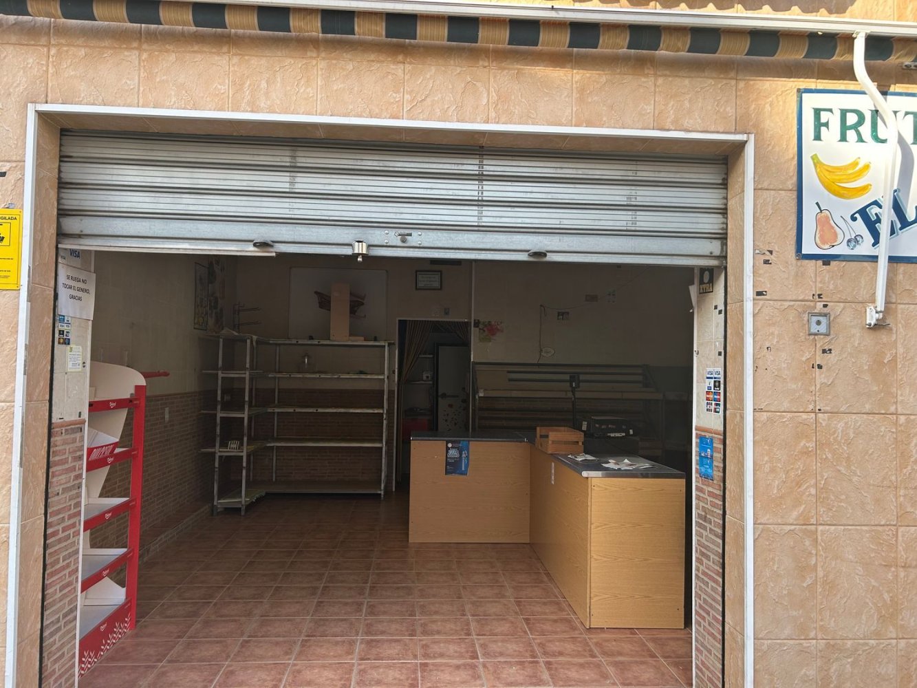 44m² Commercial property in Malaga, Spain No. 185640