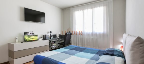 3 rooms Apartment in Orio al Serio, Italy No. 9386 11