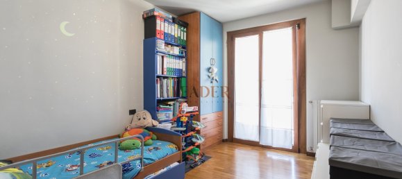 3 rooms Apartment in Orio al Serio, Italy No. 9386 14