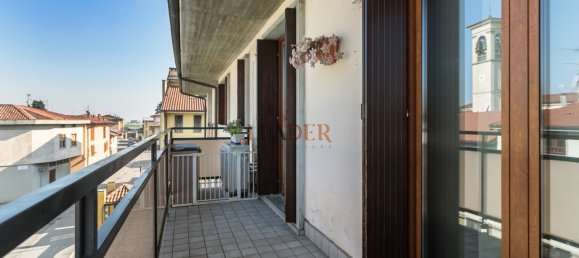 3 rooms Apartment in Orio al Serio, Italy No. 9386 20