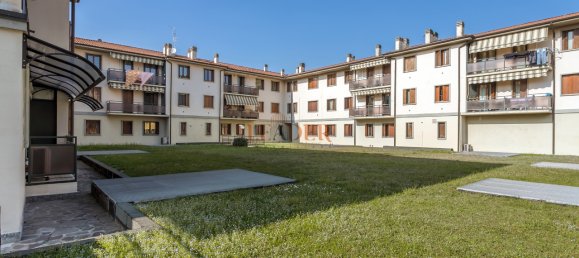3 rooms Apartment in Orio al Serio, Italy No. 9386 27