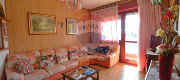 5 rooms Apartment in Savona, Italy No. 38761 8