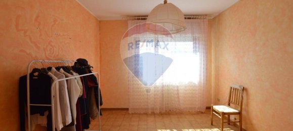 5 rooms Apartment in Savona, Italy No. 38761 44