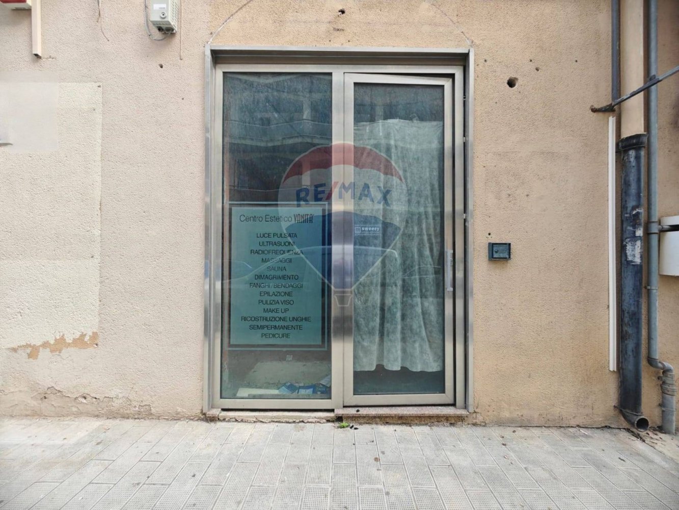 2غرفة عقار تجاري في Syracuse, Italy رقم 243932