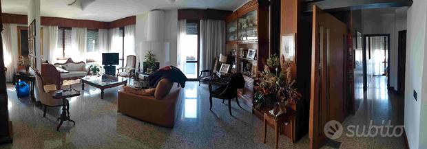 9 rooms Penthouse in Sondrio, Italy No. 257326