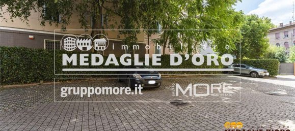 5 bedrooms Apartment in Modena, Italy No. 326395 17