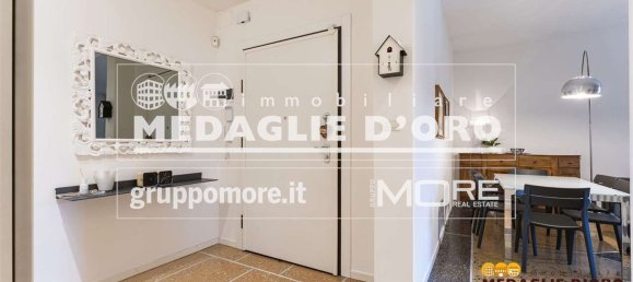 5 bedrooms Apartment in Modena, Italy No. 326395 4