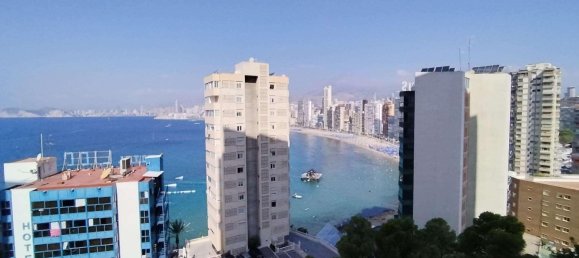 3 bedrooms Apartment in Benidorm, Spain No. 62762 2