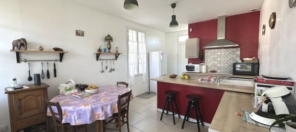 3 bedrooms House in Tesson, France No. 102197 2