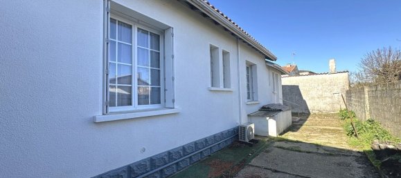 3 bedrooms House in Tesson, France No. 102197 5