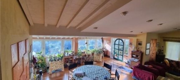 7-salle Appartement à Impruneta, Italy No. 32757 9