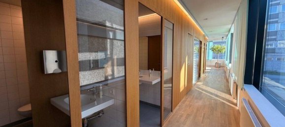 Bureau à Dornbirn, Austria No. 255263 17