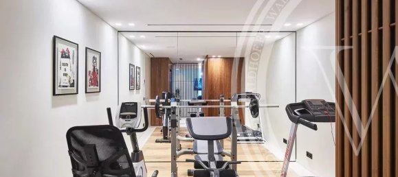 5 bedrooms Villa in Cannes, France No. 246468 17