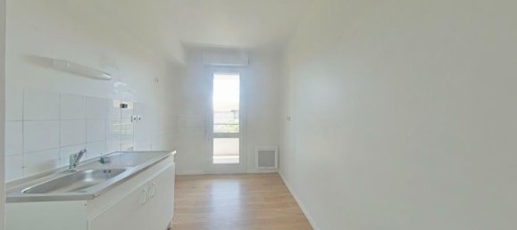 2 bedrooms Apartment in Cugnaux, France No. 356880 3