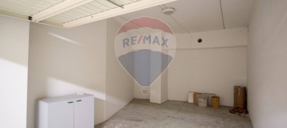 1-Zimmer Garage in Chiaravalle, Italy, Nr. 311671 2