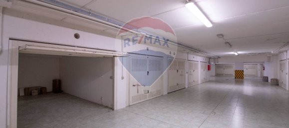 1-Zimmer Garage in Chiaravalle, Italy, Nr. 311671 5