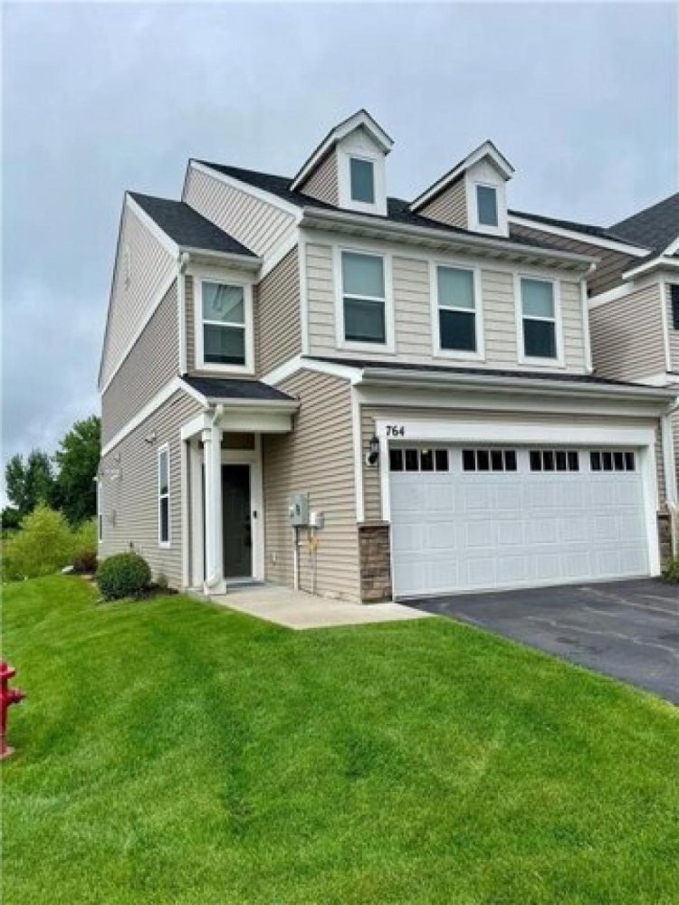 3 bedrooms House in Chanhassen, USA No. 385816