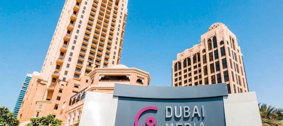 9290m² Building in Dubai, UAE No. 8971 5