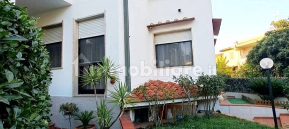 3 bedrooms Villa in Signa, Italy No. 51393 8